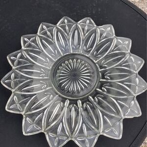Federal Glass Clear Flower Petal Plate